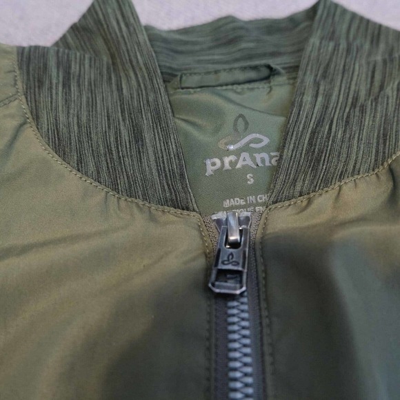 PrAna Womens Jacket Small Lined Full Zip Lined Rain Windbreaker Bomber Quick Dry - Picture 14 of 15